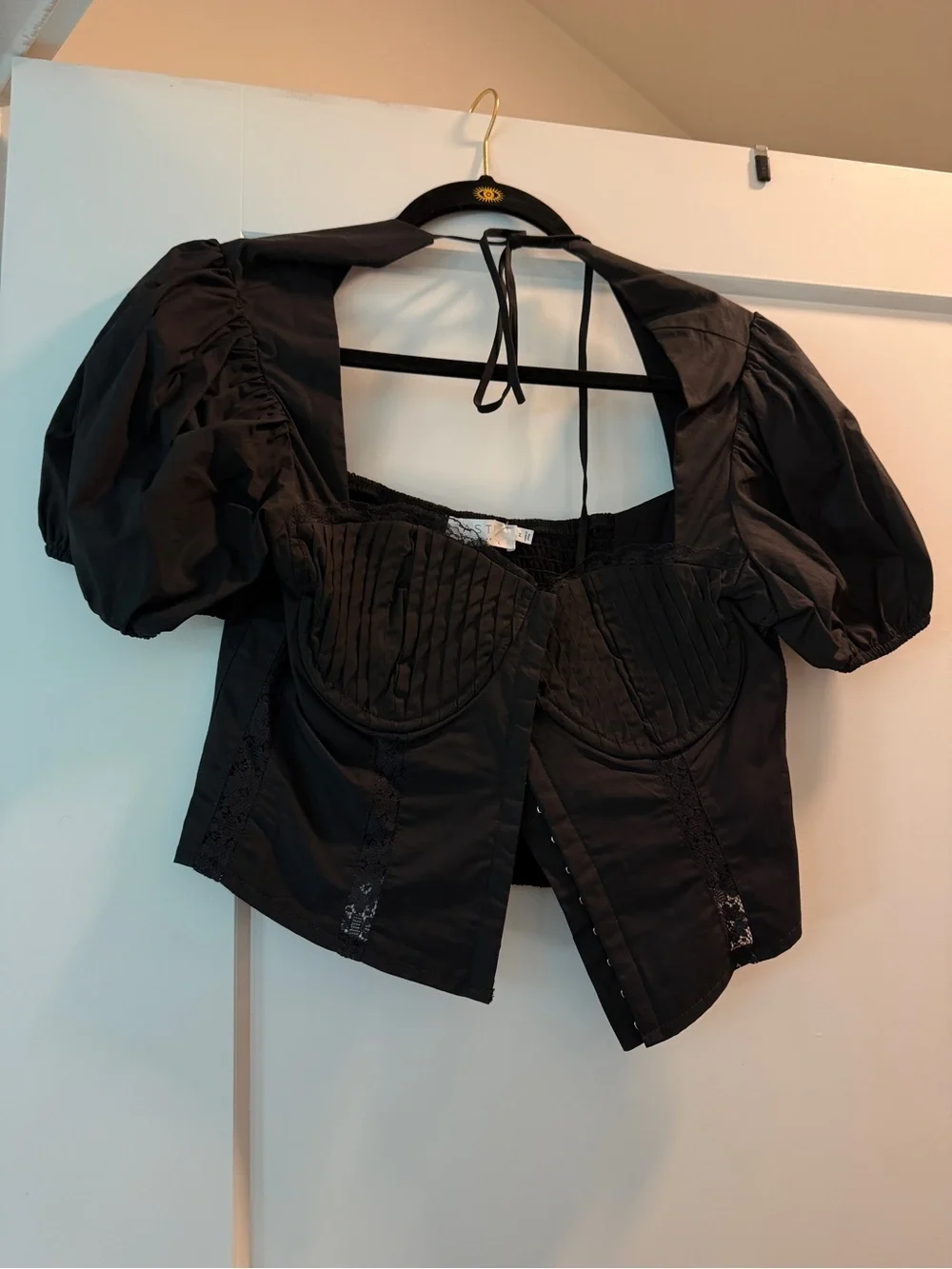 Astr Black Puff-Sleeve Corset Blouse